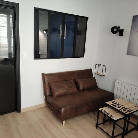 L'Atelier De L'Artiste - Moulins Coeur De Ville מראה חיצוני תמונה