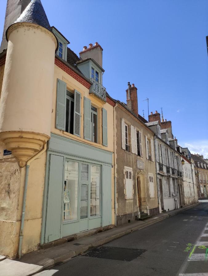 L'Atelier De L'Artiste - Moulins Coeur De Ville מראה חיצוני תמונה
